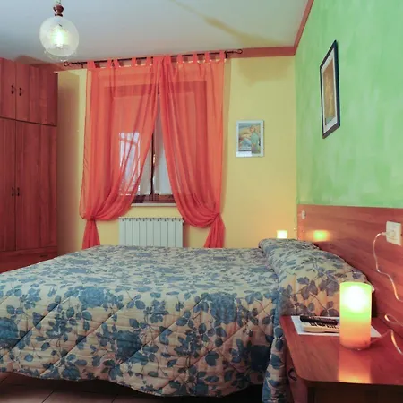 Hotel La Mora 3*